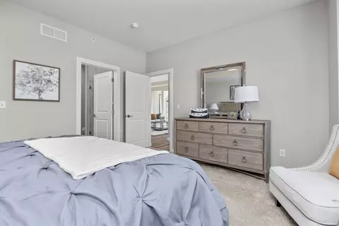 Bedroom - 102 Independence Dr, Cabot, PA 16023 photo 3 of 5