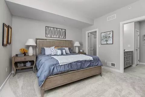 Bedroom - 102 Independence Dr, Cabot, PA 16023 photo 2 of 5