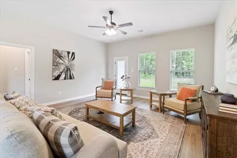 Grant Crossing, Marrero, LA 70072 photo 5