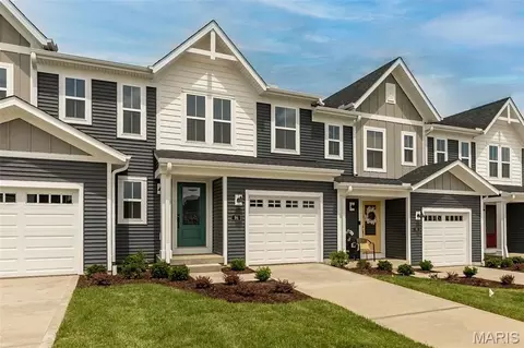 94 Mora Blvd, O'fallon, MO 63368