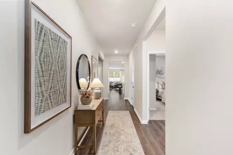 Entry Way - 2083 E Paces Trl, Darlington, SC 29532 photo 2 of 2