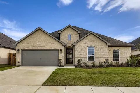 1817 Flowerfield Ln, Mansfield, TX 76063