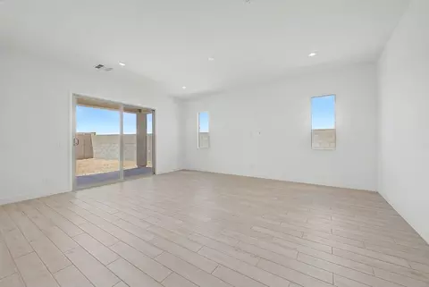 20422 N 222nd Dr, Surprise, AZ 85387