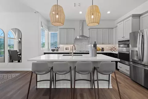 Kitchen - 26426 N 22nd Dr, Phoenix, AZ 85085 photo 1 of 2