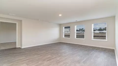 Living - 233 Bluff View Ln, Florence, SC 29505 photo 1 of 4