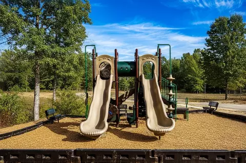 View/Area - 4081 Silverstone Ln, Batavia, OH 45103 photo 20 of 24