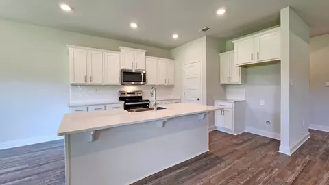 Kitchen - 13400 Crane Dr, Vancleave, MS 39565 photo 4 of 7