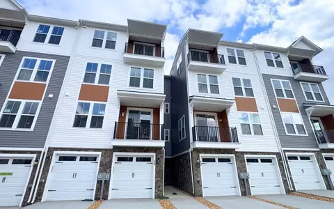 74 Valerian Loop 1unit 1, Stafford, VA 22554