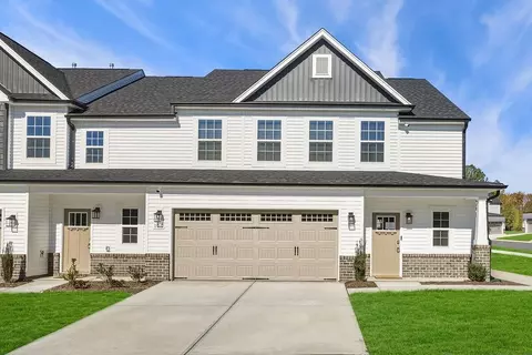 204 Oakdale Forest Ct, Jamestown, NC 27282