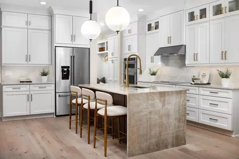 Kitchen - 9030 Summercrest Blvd, Estero, FL 33928 photo 4 of 5