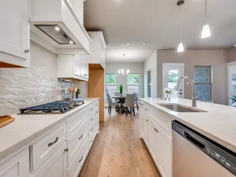 Kitchen - 309 Palermo Dr, Justin, TX 76247 photo 3 of 5