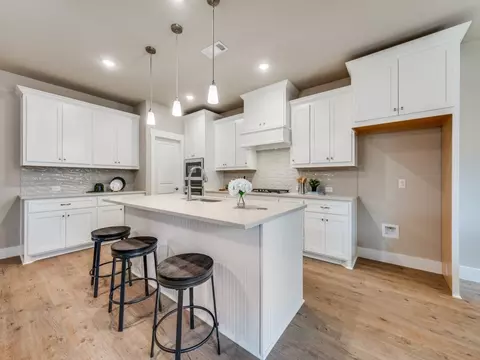 Kitchen - 309 Palermo Dr, Justin, TX 76247 photo 2 of 5