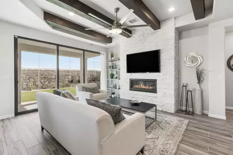 237 Frances St, Santa Teresa, NM 88008