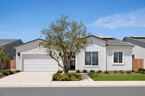Exterior - 944 Traverse Dr S, Madera, CA 93636 photo 3 of 5