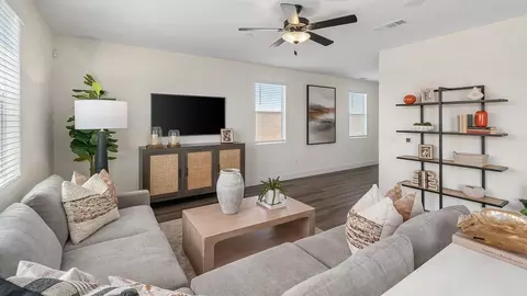 Other - 3933 W Babcock Ave, Visalia, CA 93291 photo 2 of 4