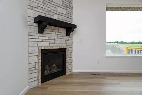 Living - 822 S Ridgemont Dr, Nixa, MO 65714 photo 1 of 8