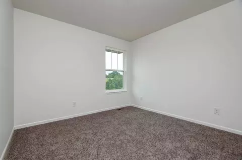 Bedroom - 822 S Ridgemont Dr, Nixa, MO 65714 photo 2 of 2