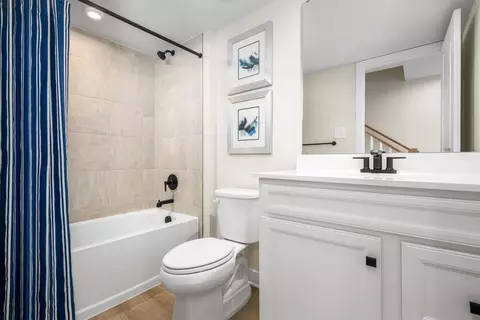 Bath - 142 Red Hare Pl, Prince Frederick, MD 20678 photo 3 of 4