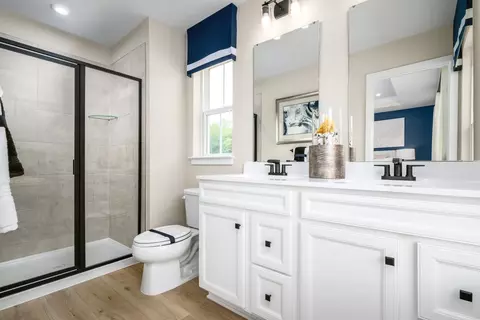 Bath - 142 Red Hare Pl, Prince Frederick, MD 20678 photo 1 of 4
