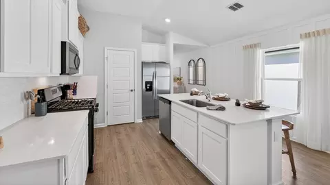 Kitchen - 376 Chambers Ave, Yulee, FL 32097 photo 2 of 3