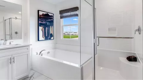 Bath - 1254 Thunderbolt Ln, Rialto, CA 92376 photo 5 of 6
