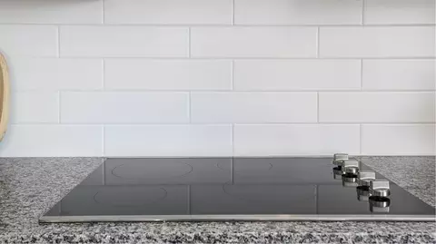 Kitchen - 1254 Thunderbolt Ln, Rialto, CA 92376 photo 3 of 5