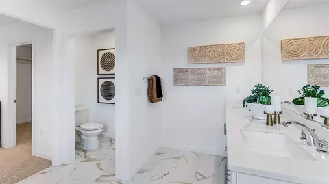 Bath - 1254 Thunderbolt Ln, Rialto, CA 92376 photo 2 of 6