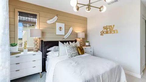 Bedroom - 1254 Thunderbolt Ln, Rialto, CA 92376 photo 5 of 7