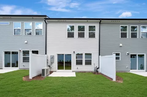 Exterior - 5024 Silver Brook Rd, Durham, NC 27703 photo 2 of 3