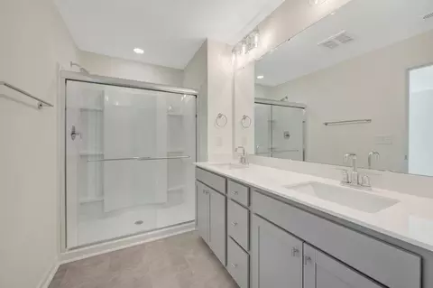 Bath - 5024 Silver Brook Rd, Durham, NC 27703 photo 2 of 4
