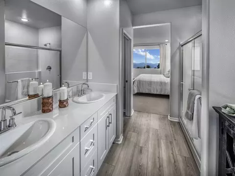 Bath - 2014 Bergamot St, Redlands, CA 92374 photo 2 of 2