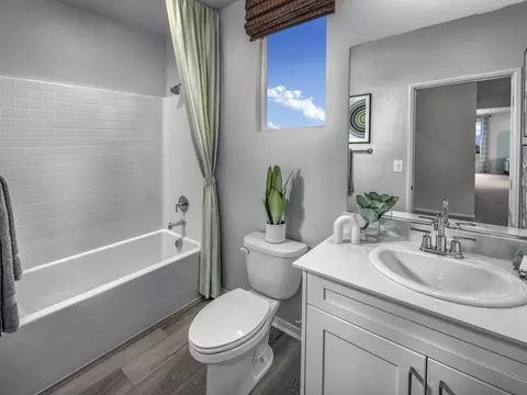 Bath - 2014 Bergamot St, Redlands, CA 92374 photo 1 of 2