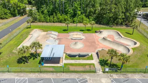 View/Area - 94 Brook Dr, Brunswick, GA 31525 photo 2 of 6