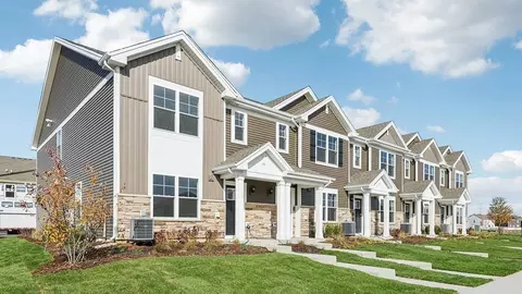 3213 Matlock Dr, Yorkville, IL 60560