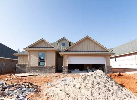 10332 SW 56th St, Mustang, OK 73064