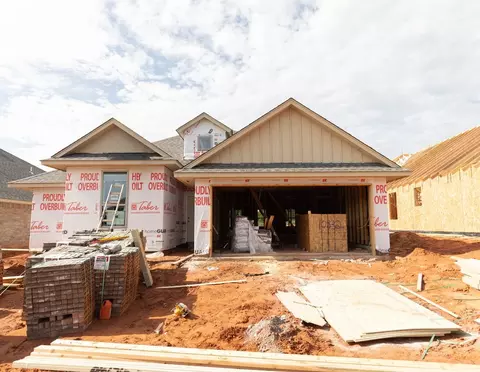 10332 SW 56th St, Mustang, OK 73064