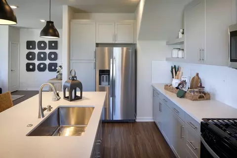 9833 Crossbay Loop 707, Jurupa Valley, CA 92509