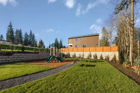 Exterior - 2401 128th St SE, Everett, WA 98208 photo 10 of 10