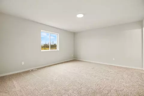 Bedroom - Wallace Lane, Coldwater, MI 49036 photo 2 of 12