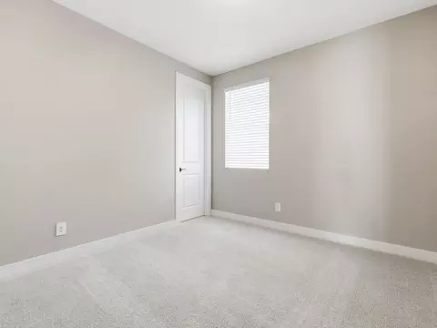 Bedroom - 1069 W Haynes Way, Apache Junction, AZ 85120 photo 3 of 10