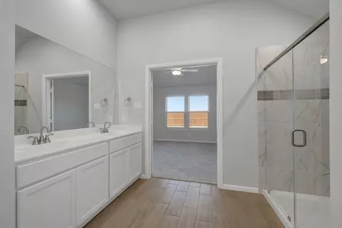 Bath - 5100 Edge Way, Argyle, TX 76226 photo 1 of 4