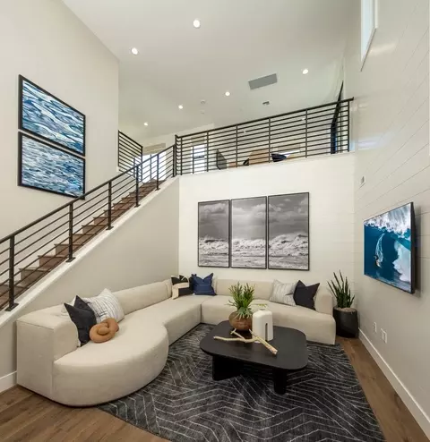 Living - 2301 Sanderling Ave, Marina, CA 93933 photo 3 of 4