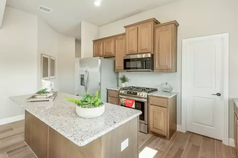 Kitchen - 301 River Meadows Ln, Argyle, TX 76226 photo 3 of 4