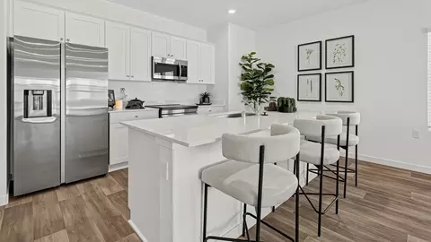 Kitchen - 1703 Edward Pl, Dinuba, CA 93618 photo 1 of 4