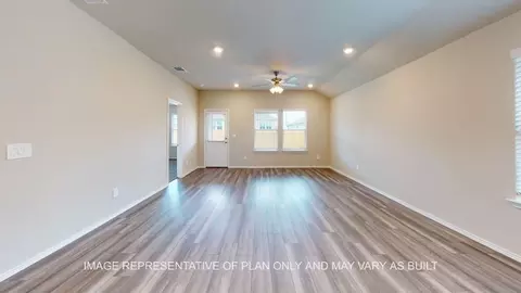 596 Hector Loop, Georgetown, TX 78626 photo 5