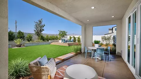 Exterior - 5548 Dora Way, Oceanside, CA 92057 photo 7 of 10