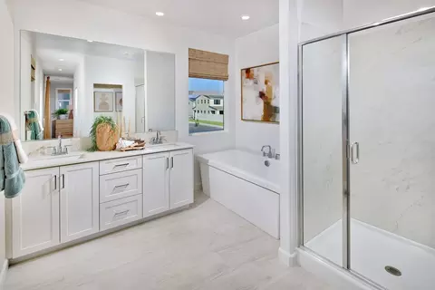 Bath - 5548 Dora Way, Oceanside, CA 92057 photo 1 of 6
