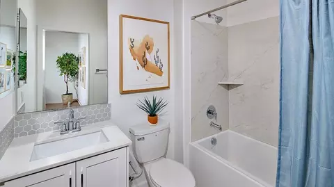Bath - 5548 Dora Way, Oceanside, CA 92057 photo 4 of 6