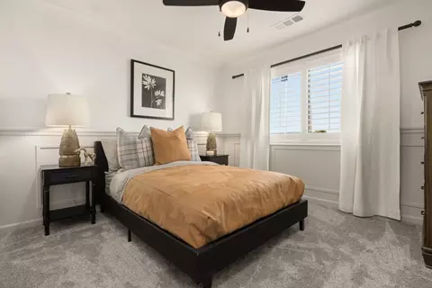 Bedroom - 1230 Bishop Dr, Tulare, CA 93274 photo 3 of 6