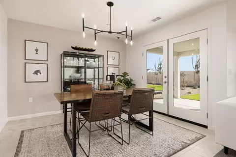 Dining - 1230 Bishop Dr, Tulare, CA 93274 photo 1 of 1